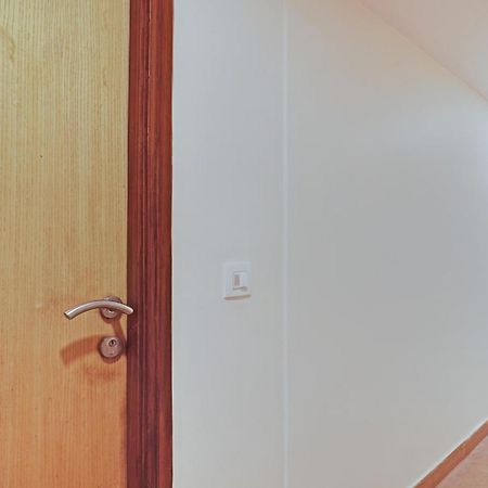Treebo Premium Seven Lake View Hyderabad Bagian luar foto