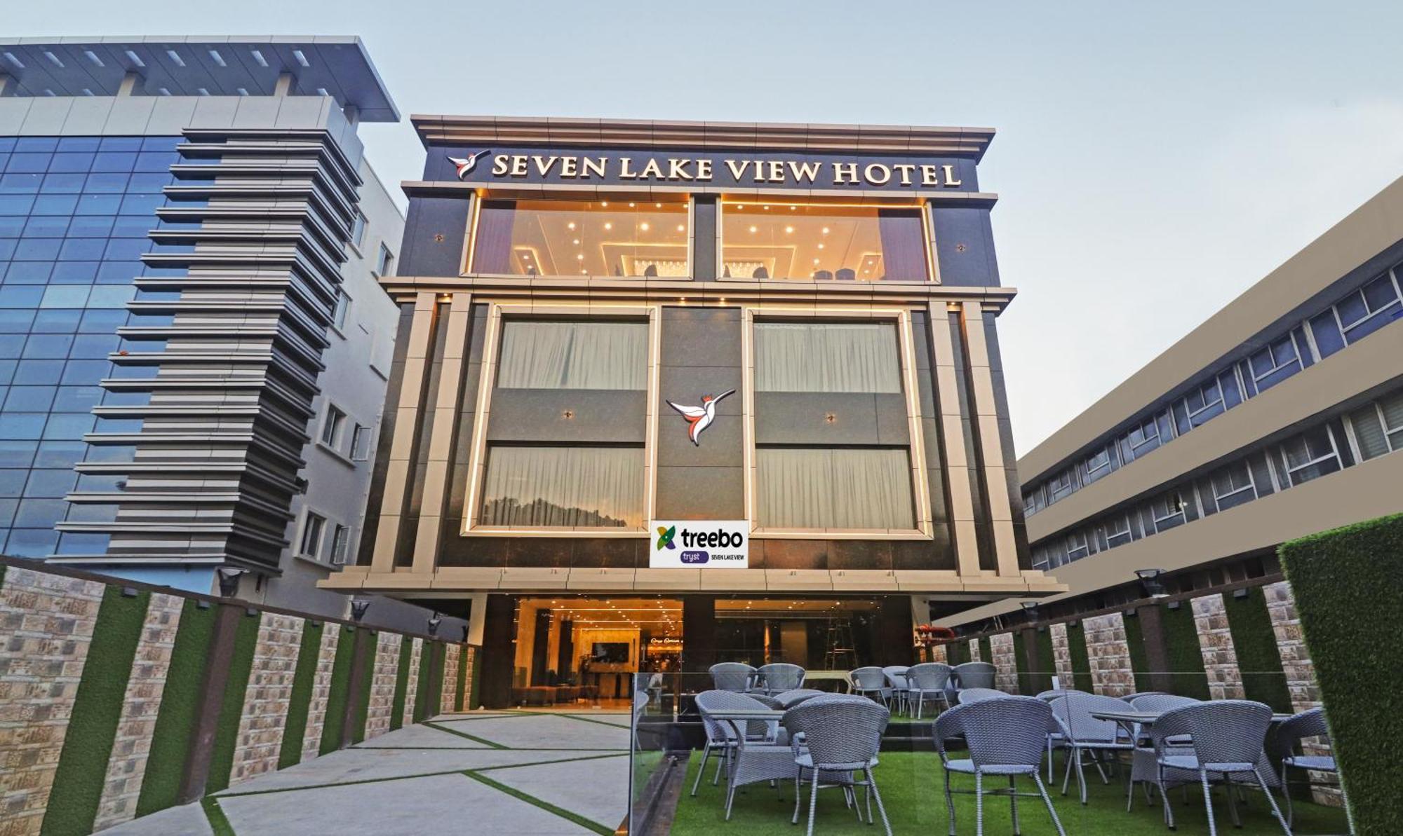Treebo Premium Seven Lake View Hyderabad Bagian luar foto