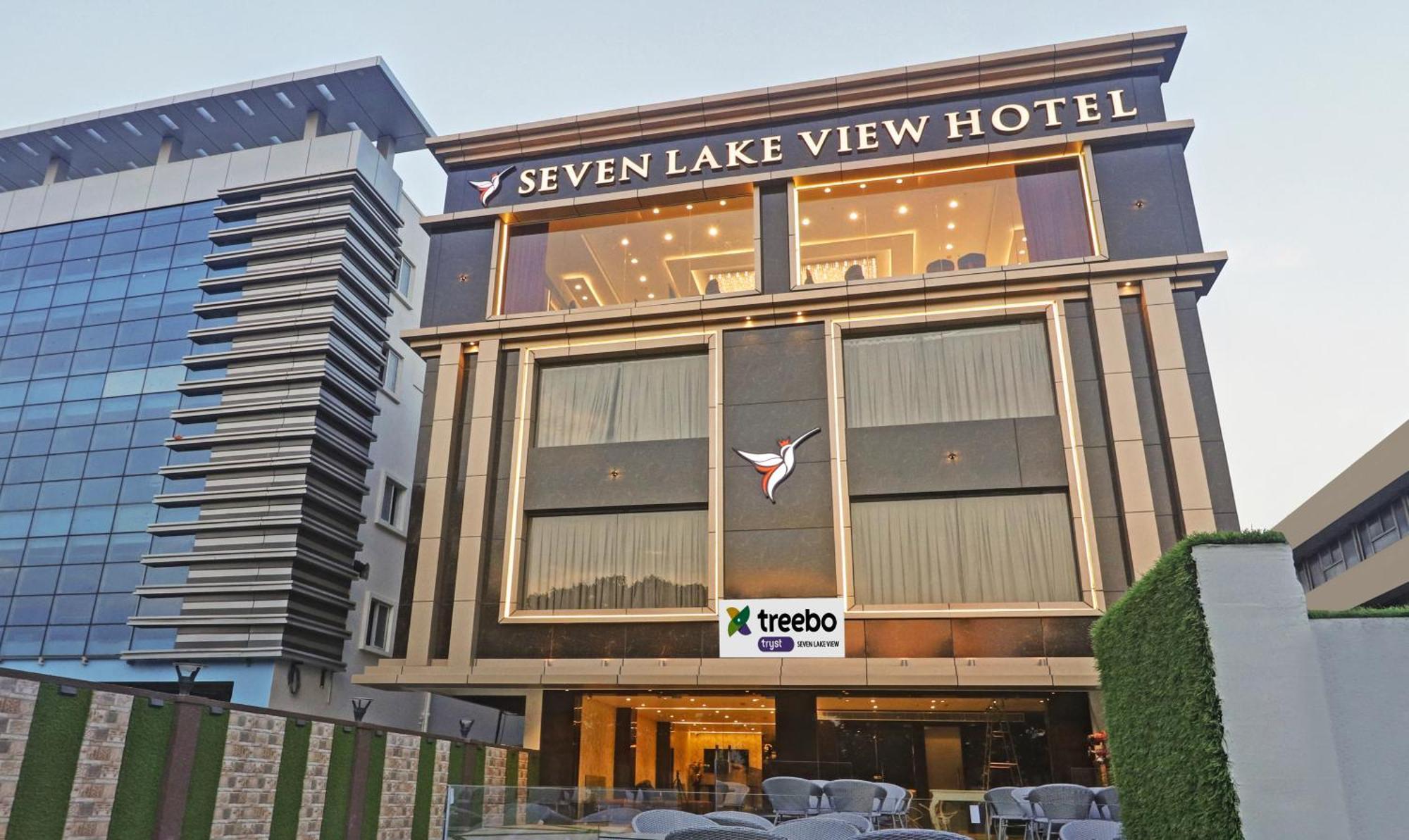 Treebo Premium Seven Lake View Hyderabad Bagian luar foto
