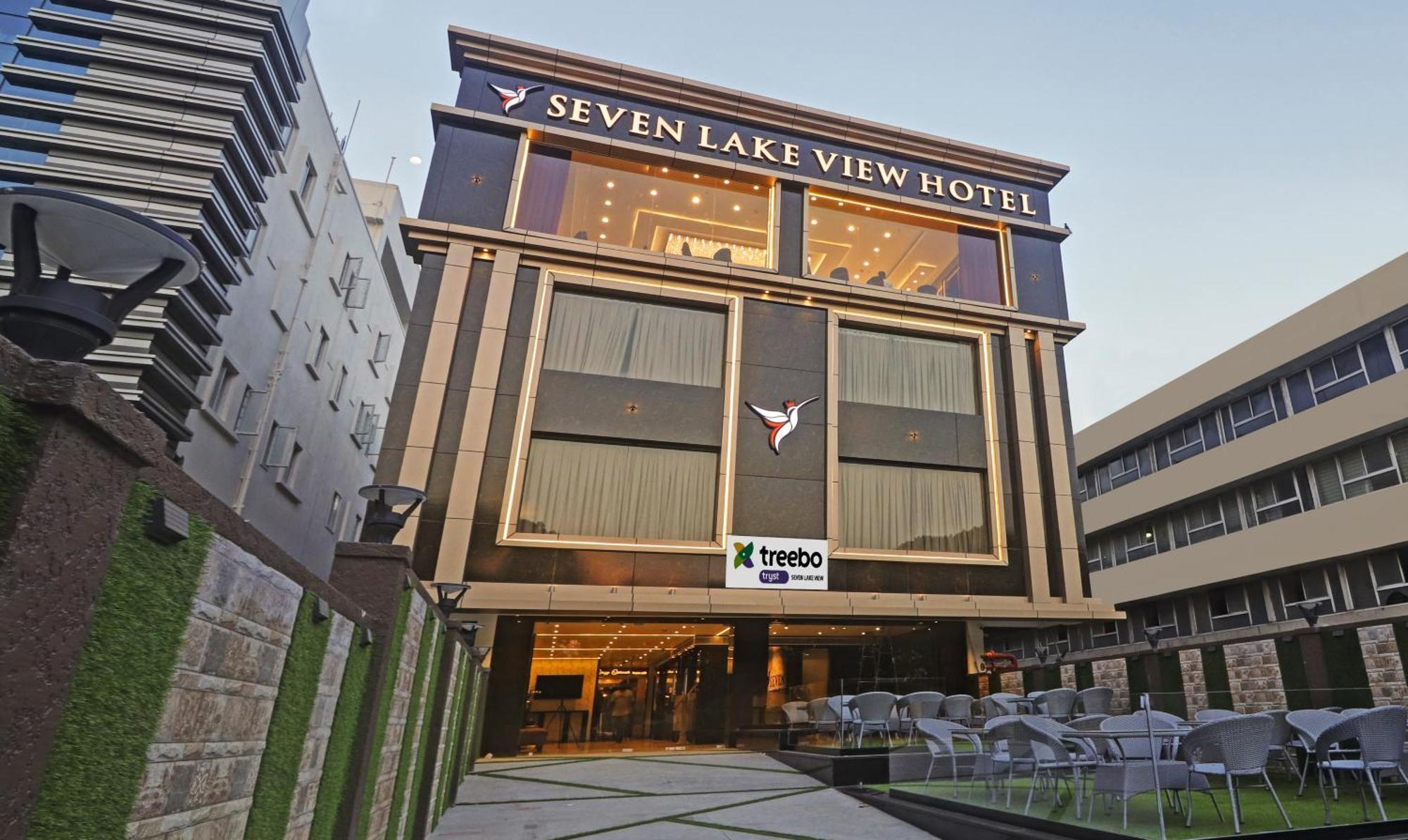 Treebo Premium Seven Lake View Hyderabad Bagian luar foto